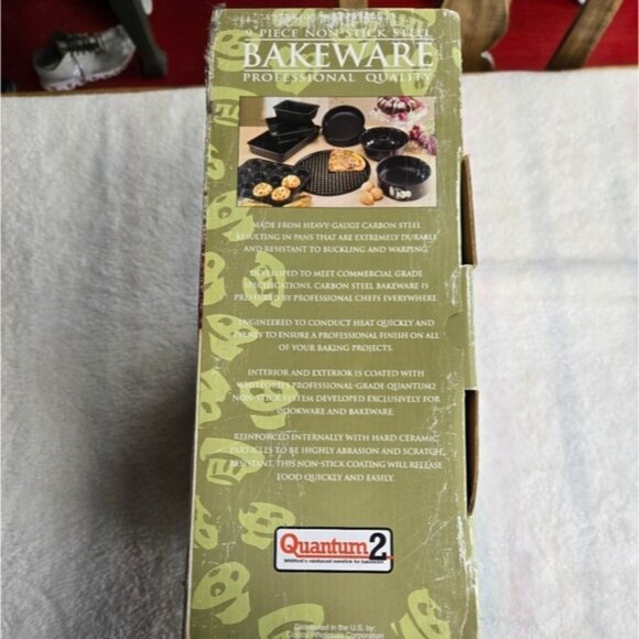 NIB 9 Piece Quantum 2 Bakeware Professional Quality Non-Stick Steel Set - Picture 2 of 4